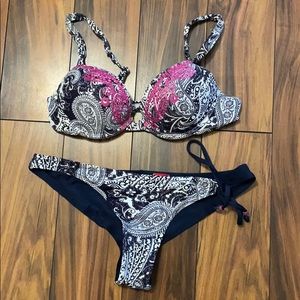 Women’s European Bikini